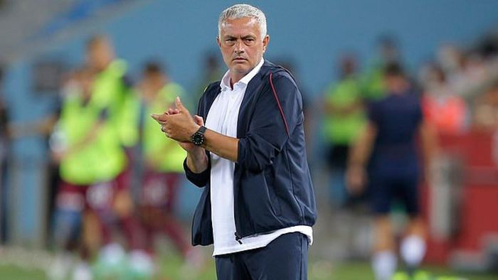 Mourinho mang lại không khí vui vẻ cho Roma